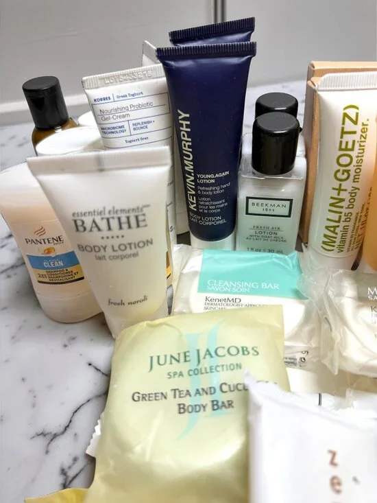 Mixed Lot of Travel Sized Hotel Soaps/Shampoo/Conditioner/Bar Soap - 46 each - Picture 5 of 6